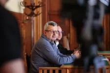 Szuverenitásvédelmi Hivatal a bíróságon: „Ténybeli alapokon nyugvó vizsgálati következtetés”, amit az Átlátszóról írtak