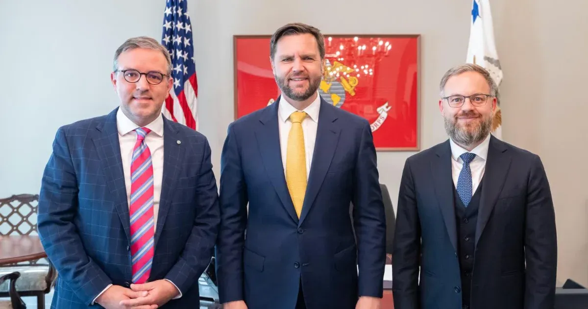 JD Vance a Fehér Házban fogadta Orbán Balázst