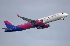 A fővárosi kormányhivatal vizsgálatot indít a Wizz Air ellen a dubaji járat miatt