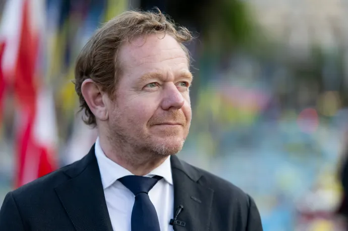 Szabotázs érhette a hágai NATO-csúcsot, vasúti kábelek gyulladtak ki