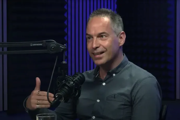 Krekó Péter szerint Oroszország valószínűleg segíteni fog Orbán Viktornak a választáson