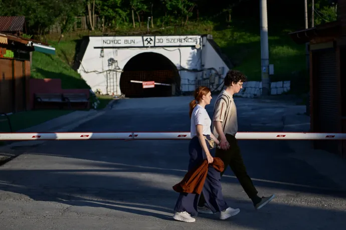 Betonhiány lassítja a Korond-patak elterelését Parajdon, már kétnapos a csúszás