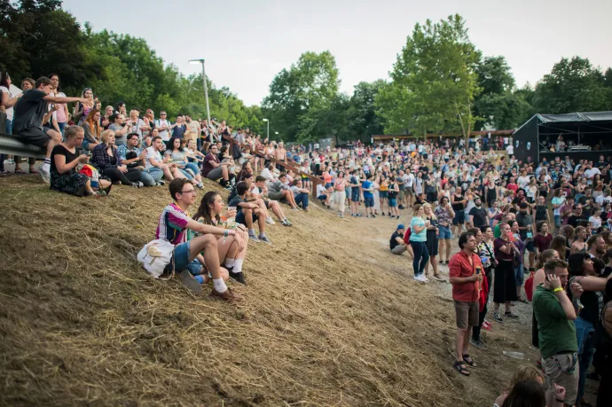 Legalább negyven fesztiválozót vert át szállással egy csaló a Fishing on Orfű előtt