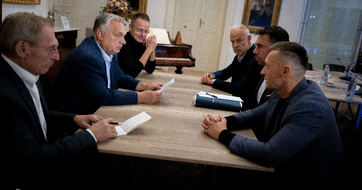 Még mindig nem tudjuk, hogy mennyi jövedelmük volt tavaly az Orbán-kormány tagjainak