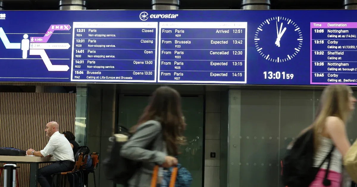 Hatszáz méternyi vasúti rézvezetéket elloptak, káosz alakult ki az Eurostar közlekedésében