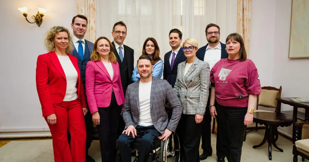 A Tisza Párt szerint Karácsony is asszisztál a fideszes cirkuszhoz a Fővárosi Közgyűlésben