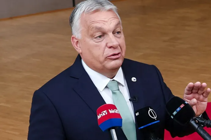 Orbán Viktor a repülőrajtról: Hosszú a kifutópálya, 10 millióan vagyunk a gépen, kis türelmet, menni fog