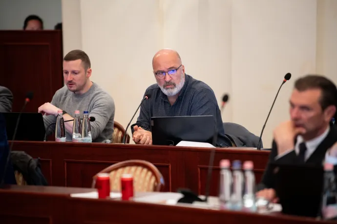 Mostani formájában nem támogatja a polgármesteri tanács ötletét Pikó András