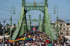Tüntetést jelentett be a Mi Hazánk a Pride idejére, az összes budapesti hidat is lefoglalnák