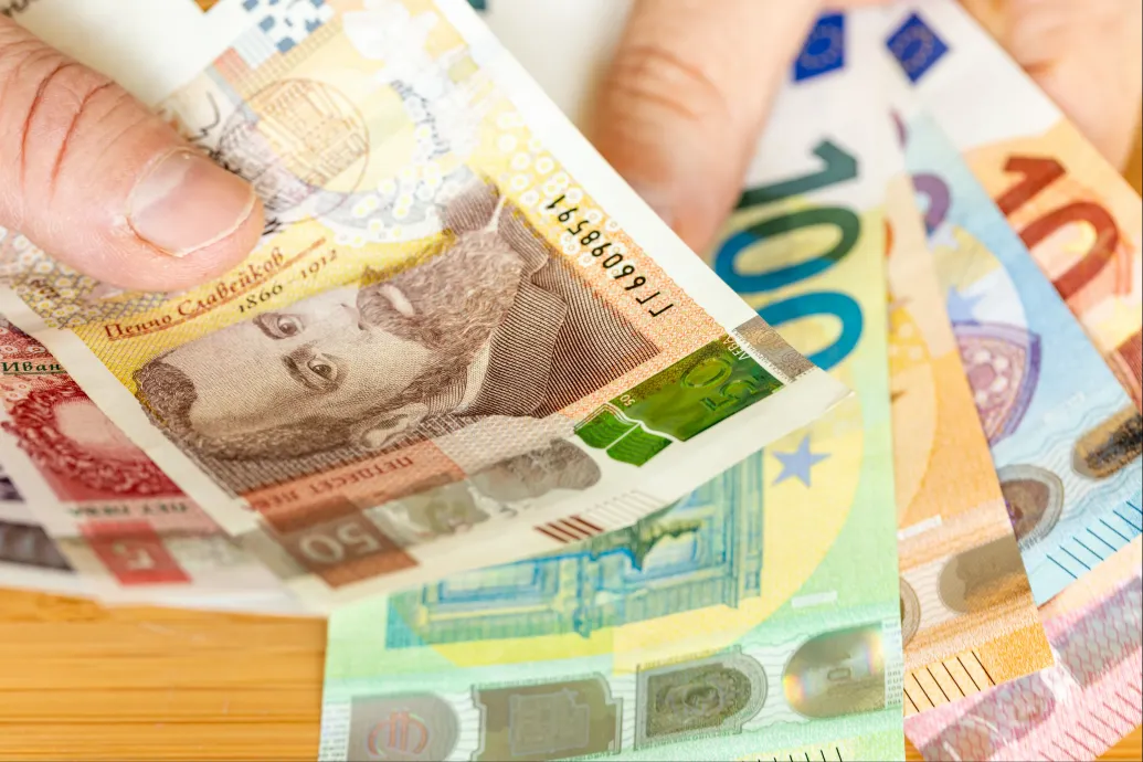 Most már biztos, hogy jövőre jön a bolgár euró – Forrás: Telex.hu