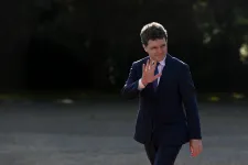 Nicușor Dan nem szól bele az ösztöndíjak megszüntetésébe