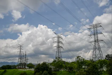 A történelem legdrágább villanyáramát vette hétfőn Románia: ezer euró fölé ugrott a megawattóránkénti ár