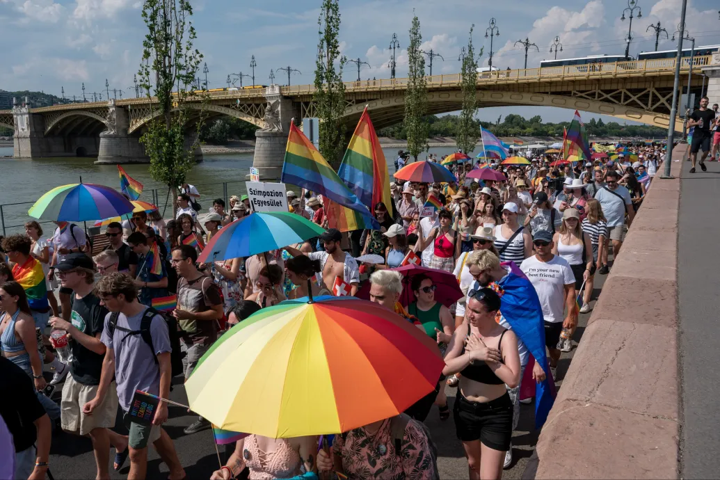 Harmadszorra is elmeszelte a Kúria a szivárványos felvonulást betiltó rendőrségi határozatot – Forrás: Telex.hu