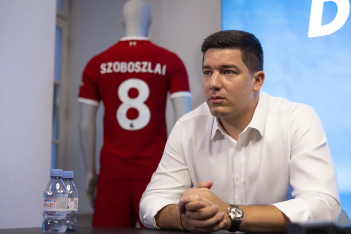 Esterházy Mátyás az EM Sports menedzserirodájában tartott sajtótájékoztatón 2023. július 4-én – Fotó: Hegedűs Róbert / MTI