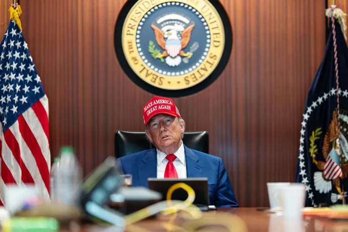 Repedéseket okozott Trump táborában az Irán elleni támadás, de a rés még glettelhető