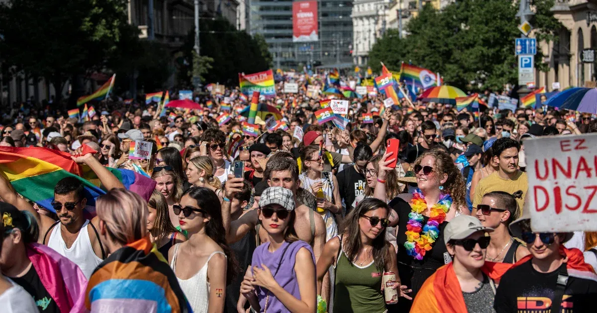 A Helsinki Bizottság megpróbált rendet vágni a Pride körüli jogi zűrzavarban