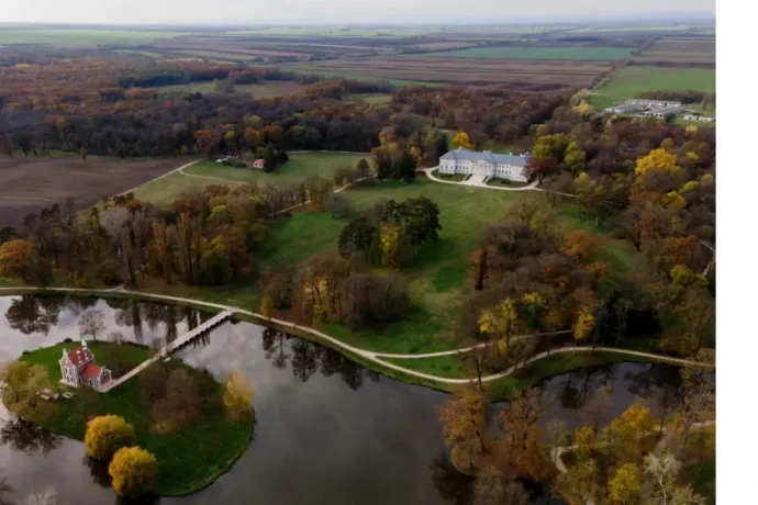 Az ingyen örökbe fogadható kastélyok miatt vizsgálódó EP-küldöttség jött Magyarországra