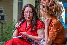A vigaszban van egy szép hazugság – Szabó T. Anna Kolozsváron a költészet sötét és fényes oldaláról beszélt