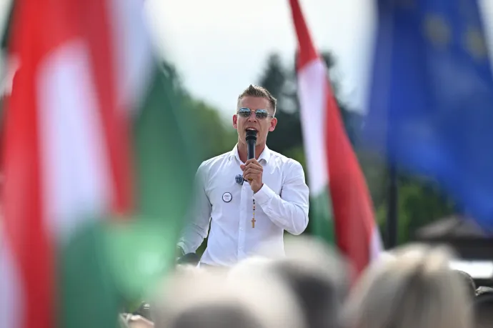 Závecz: megugrott a Tisza támogatottsága három hónap alatt