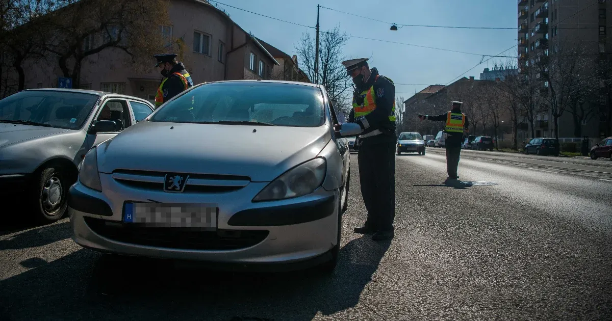 Hamarosan sokkal nehezebb lesz megúszni a bírságot, ha valaki nem köti be a biztonsági övet az autóban