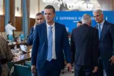 Bruttó 300 lej: ennyiben húzta meg a kormány veszélyességi pluszpénz felső határát