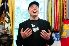 Musk megint belengette, hogy új pártot alapítana