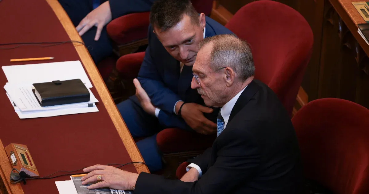 Kijött a kormányhatározat, idén 10,9 milliárdot költenek a pedagógusok béremelésére