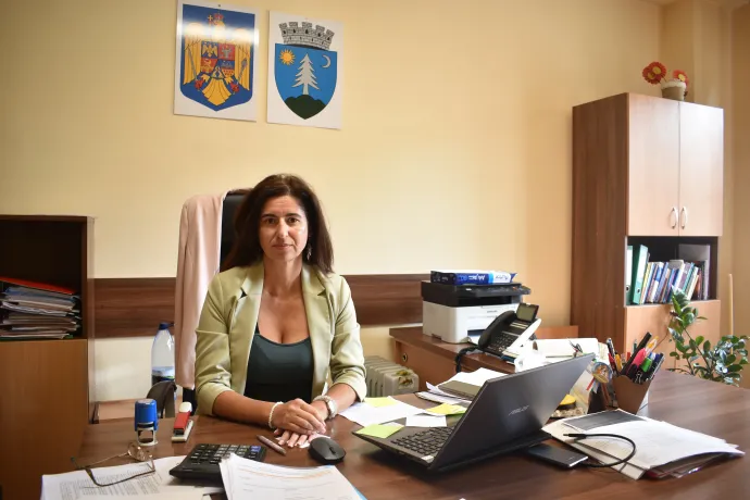 A szociális igazgatóság és Gereőffy Imola – Fotó: Tőkés Hunor / Transtelex