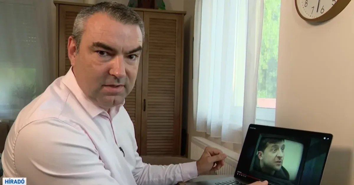 Négyszer is megosztotta a Hirado.hu, ahogy Lomnici magyaráz a Zelenszkijt és Magyart szemétkupacként ábrázoló videóról