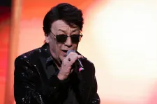 Fenyő Miklós nélkül, Rock’N’Roll Band néven működik tovább a Fenyő Gyöngye zenekar