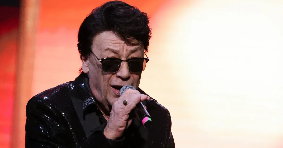 Fenyő Miklós nélkül, Rock’N’Roll Band néven működik tovább a Fenyő Gyöngye zenekar