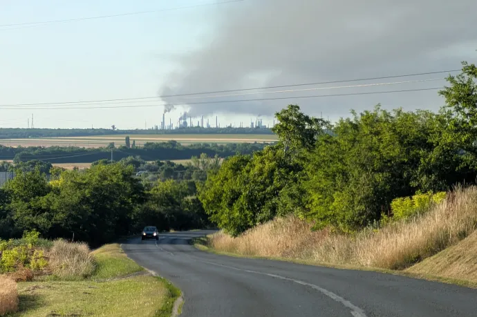 Csúnya füst gomolygott a Mol százhalombattai finomítójából, egy hiba miatt le kellett állítani