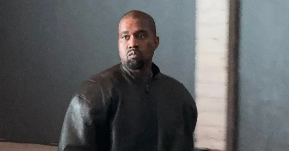 Ausztrália érvénytelenítette Kanye West vízumát a Hitlert éltető száma miatt