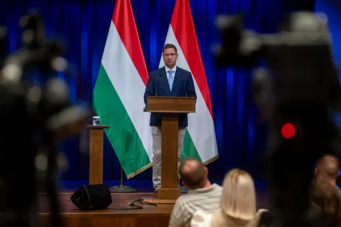 Gulyás Gergely elismerte, hogy nem sikerült megóvniuk a gyerekeket a Pride-on látottaktól