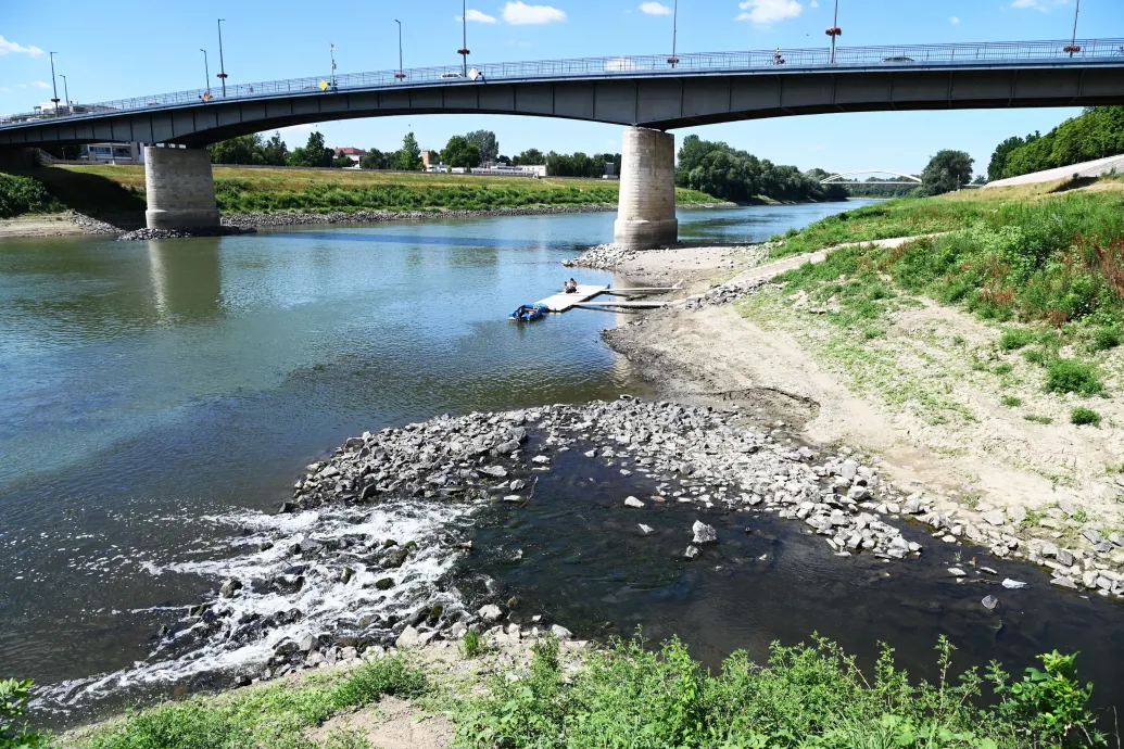 Soha ilyen alacsonyan nem állt még a Tisza – Forrás: Telex.hu