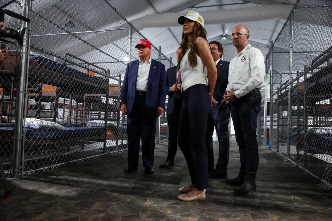 „Kegyetlenkedés a kegyetlenkedés kedvéért” – Trump Aligátor Alcatraza már megnyitása előtt rettegetté vált