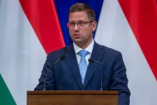 Gulyás: Azahriah a Tisza párt uszításának az áldozata