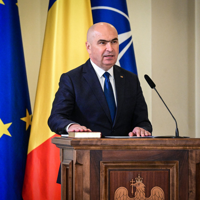 A csőd széléről táncol vissza Románia, itthonról is ismerős megszorító lépésekkel