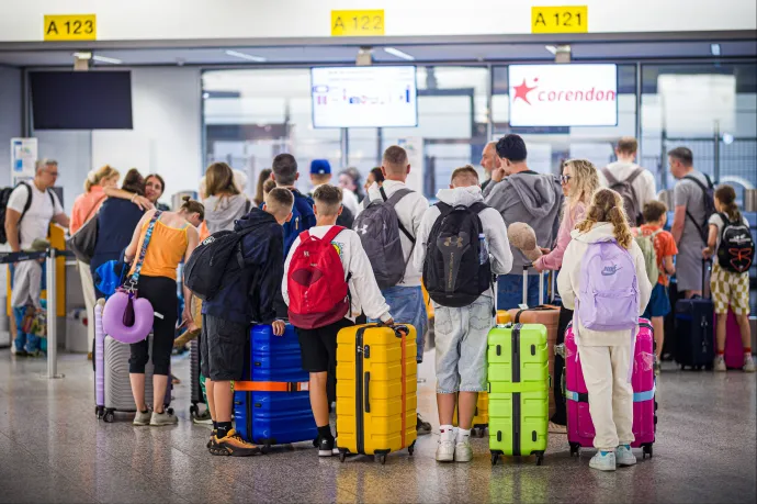Öt centivel növeli az ingyenesen felvihető kézipoggyászok méretét a Ryanair