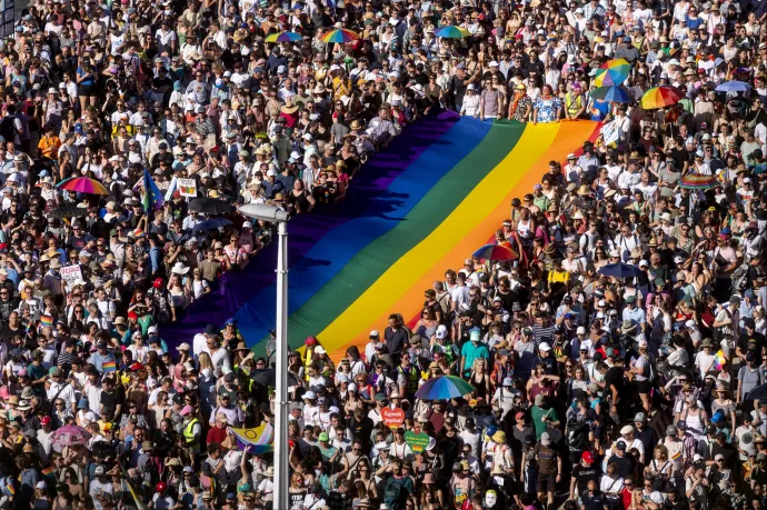 Van itt legalább 48 ezer magyar ember, akiknek a létezése is alkotmányellenes