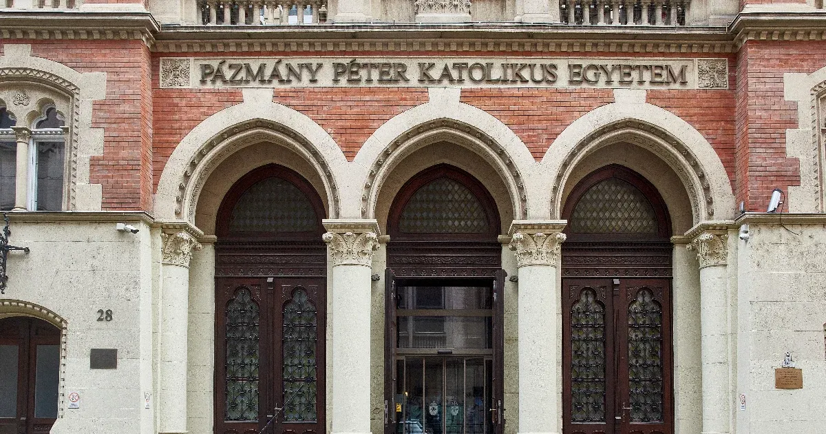 444: Fegyelmi indult a Pázmány három oktatójával szemben, miután cikkükben kiálltak a szivárványcsaládok mellett