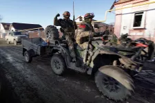 A német és a holland hírszerzés szerint Oroszország rendszeresen vet be vegyifegyvert az ukrán védelmi vonalak ellen