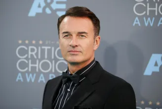 Meghalt Julian McMahon, a Kés/Alatt főszereplője