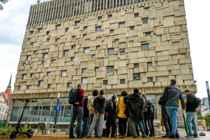 Öt évbe telt, mire megjelent egy rendelet arról, hogy műemlékké nyilvánították a Telefonpalotát