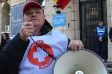 Tüntetést hirdetett hétfőre az egészségügyi dolgozókat tömörítő Sanitas szakszervezet is