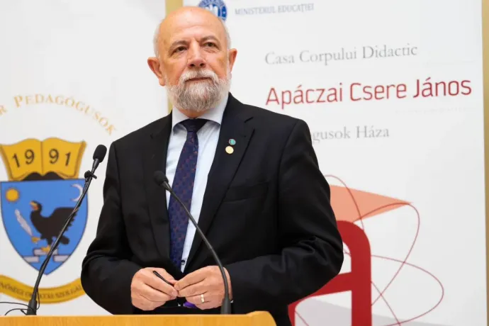 Az RMPSZ szerint válságba taszítja a közoktatást a kormány költségcsökkentő intézkedése