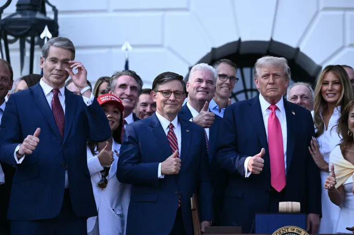 Augusztus elsejétől jönnek az amerikai vámok, ha addig nem sikerül megállapodni velük