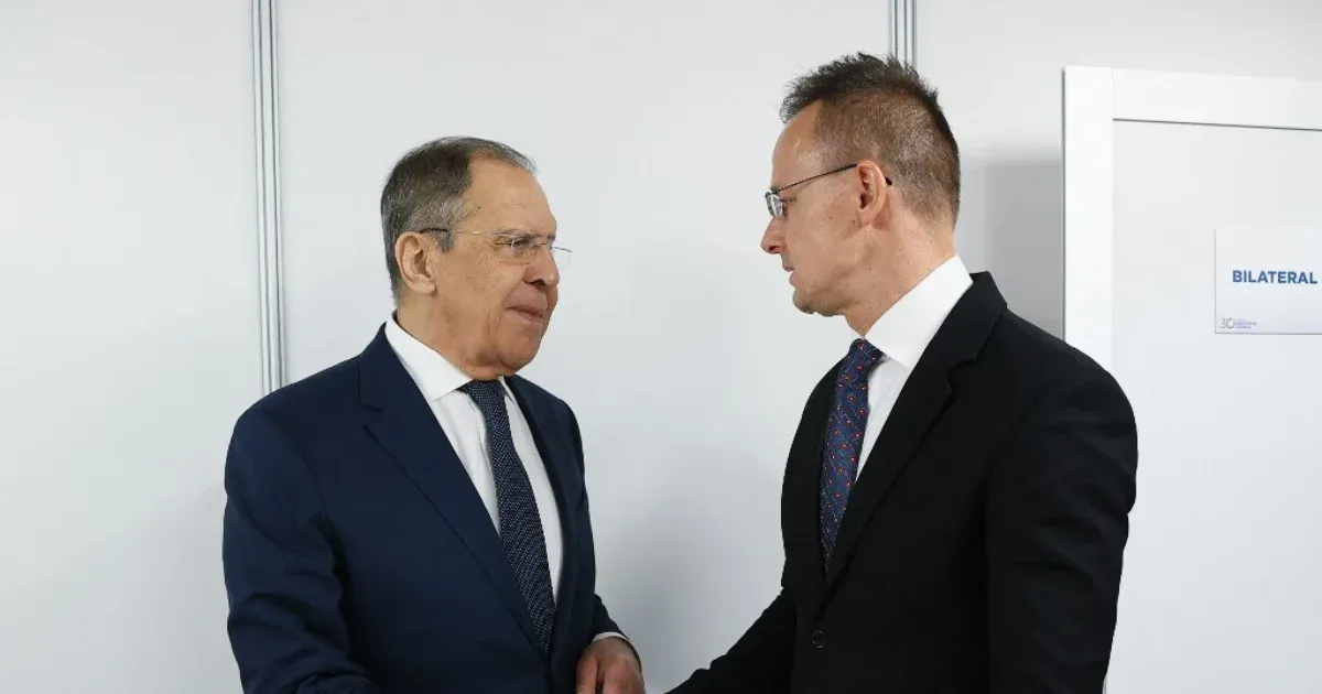 Szergej Lavrov a Magyar Nemzetben dicsérte a magyar kormányt