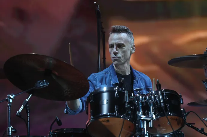 Kilép a zenekarból a Pearl Jam dobosa, Matt Cameron