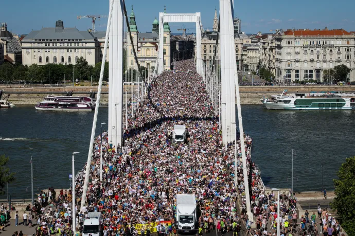Nem indít eljárást a rendőrség a Pride résztvevői ellen